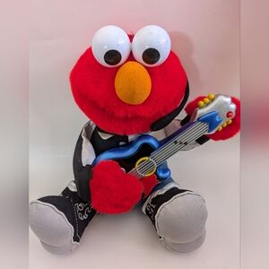 VTG 2000 Country Elmo Singing And Playing Guitar 13"